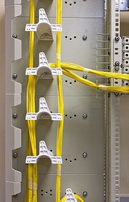 Шкаф комбинированный с органайзерами левый  19"+10" 45U 900х600х2200 мм ВОКС-Ф-9645Л-О ССД в Ростове-на-Дону
