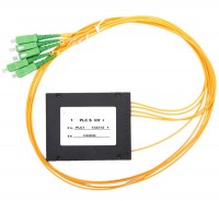 Оптический разветвитель планарный PLC 1x4  3.0мм 5SC/APC